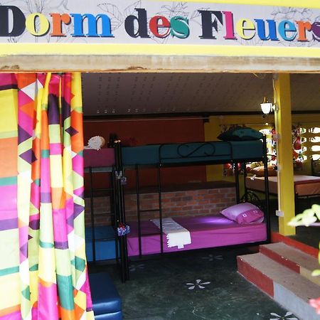 Dorm Des Fleurs Hostel Као-Лак Екстер'єр фото